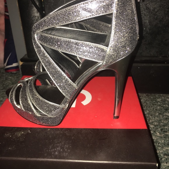 Guess Shoes - Prom heels